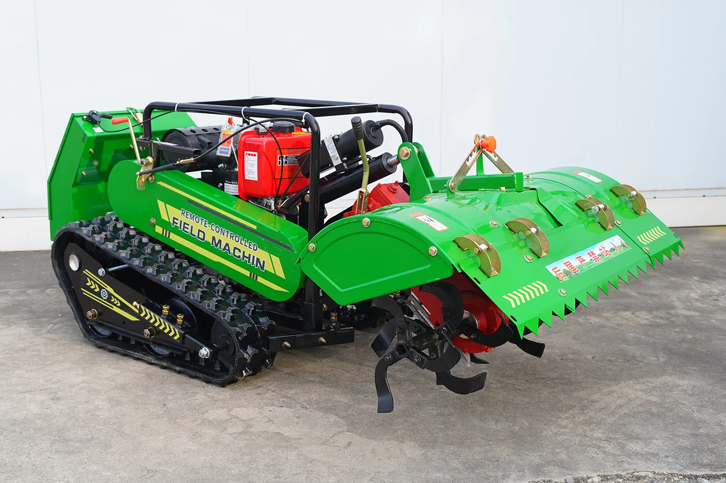 Customize remote control micro tiller to quickly complete soil turning, raking, and ridging operations