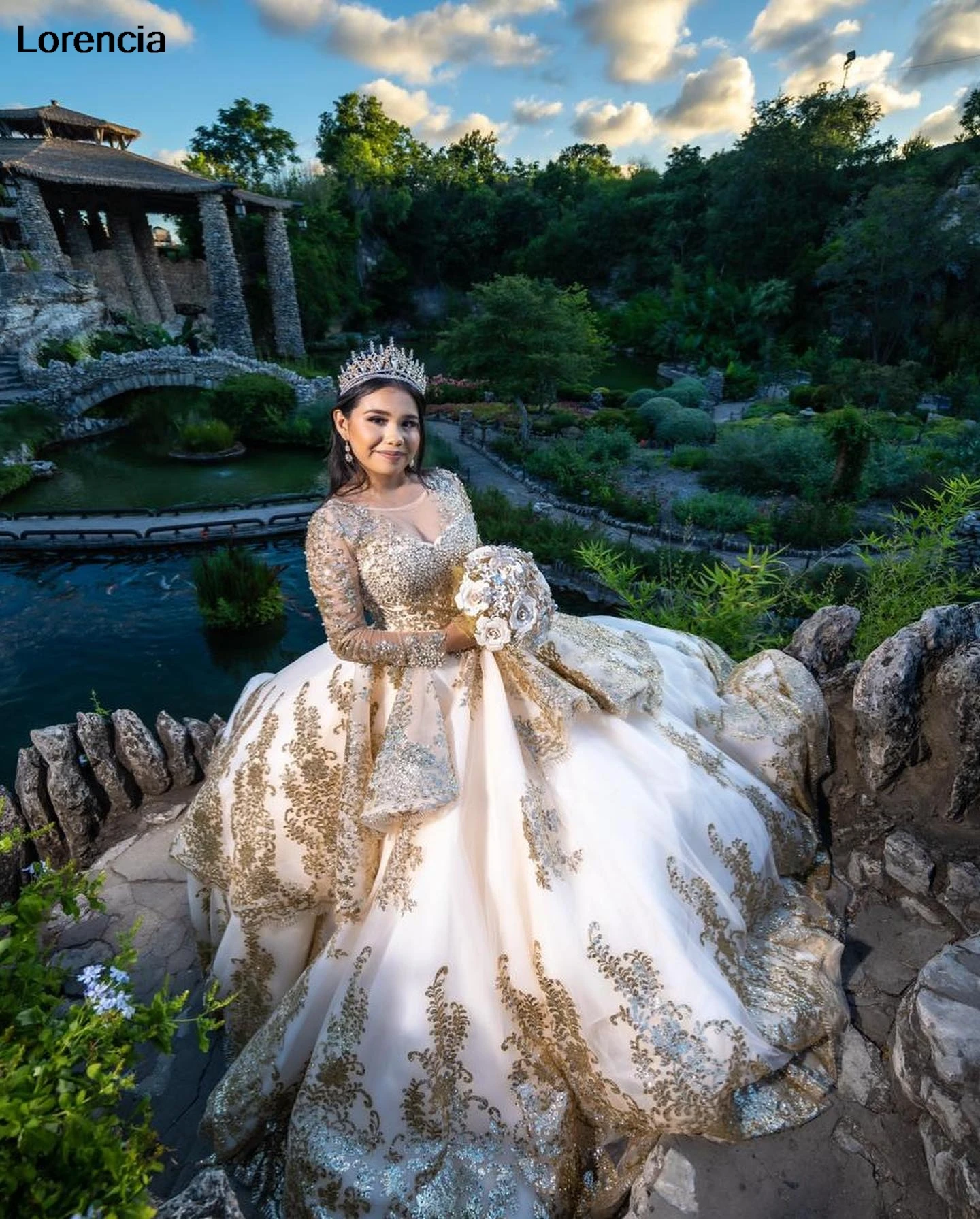 Lorencia-vestido De Quinceañera De encaje dorado brillante, apliques brillantes, corsé mexicano con cuentas, dulce 16, 15 Años, YQD873