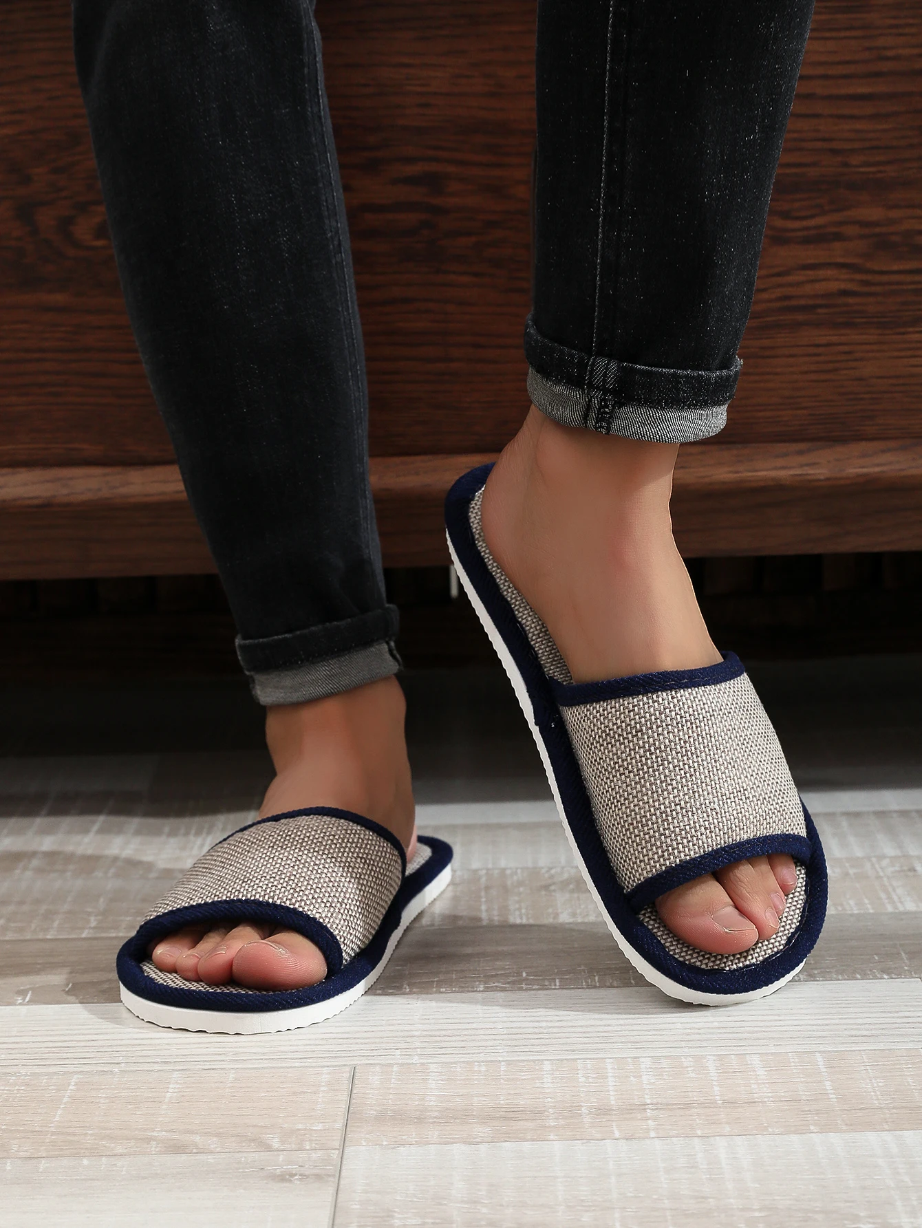 

Льняные тапочки, мужские летние домашние нескользящие гостиничные тапочки на весну и осень, круглые парные тапочки из хлопка и льна для пар