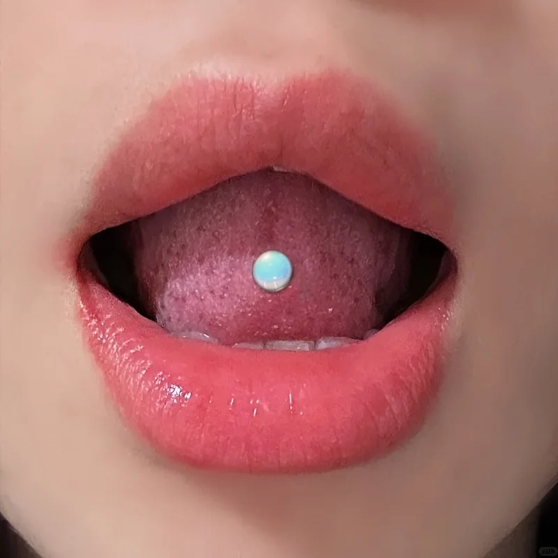 1Pc Fashion Stainless Steel Gradient Color Tongue Lip Stud  For Women Men