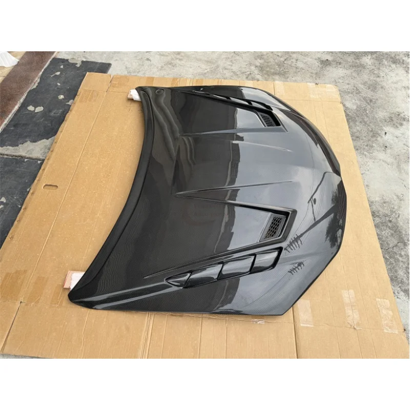 

For Lamborghini Urus S 3rd Generation M Style Dry Carbon Fiber Hood Bonnet