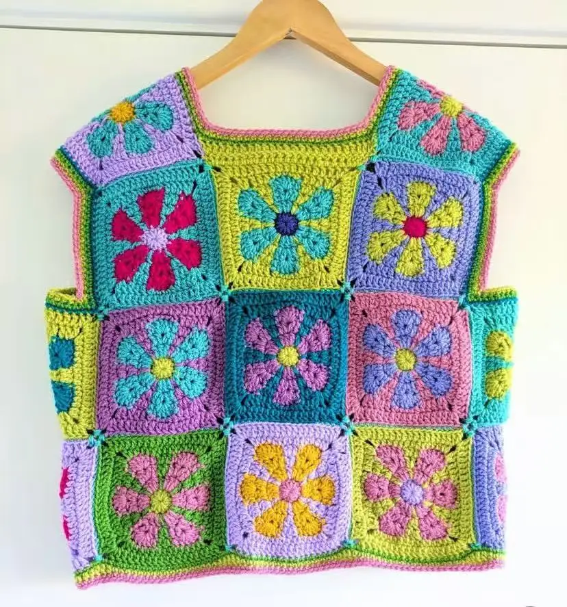 Cotton thread, water shield, handmade crochet, knitted vest, women's vest, base, commuting weaving, fashion heavy industry