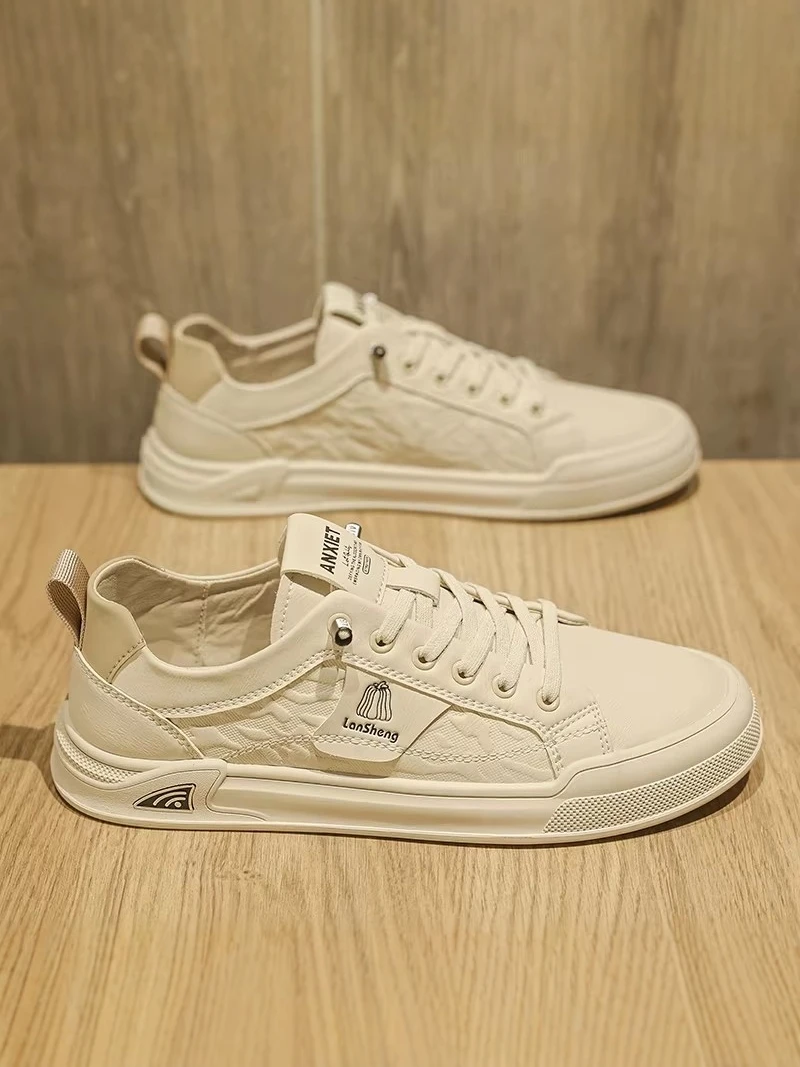 Men's Fashionable Leather Surface Sport Shoes Thick Bottom Heightening Casual Board Shoes All-Match Autumn New Arrival
