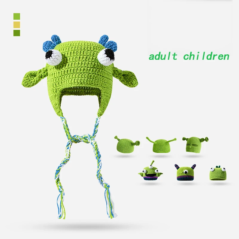 

Cute and quirky male and female sand sculpture birthday creativity quirky green cartoon warm ear protection knitted hat