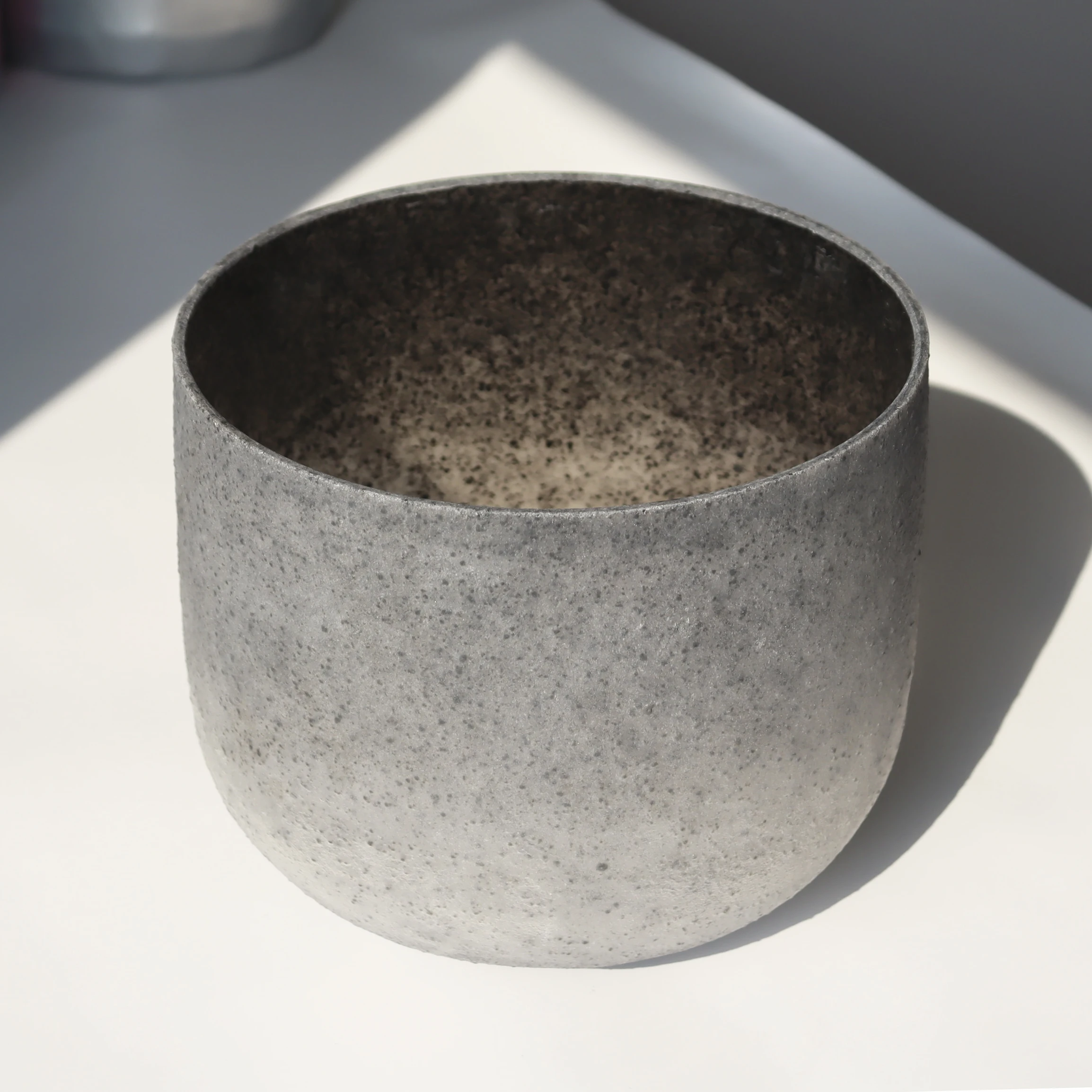 

УДИВИТЕЛЬНЫЙ звук, 8 дюймов, обсидиан, драгоценный камень, фьюжн, кварцевый кристалл, поющая чаша чакры для звукового исцеления и медитации с молотком