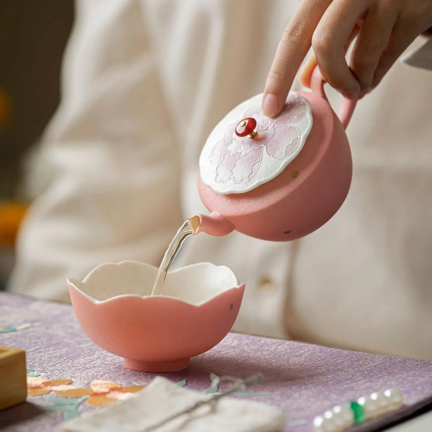 Rock Mineral Glaze Hand Painted Yu Meiren Ceramic Teapot Cameo Brown Pink Set Household Lady