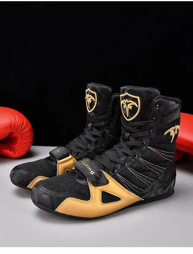 Hot Summer Breathable Comfortable Breathable Walking Shoes Outdoor Casual Shoes Flat Low Top Thin Bottom Shoes Very Good