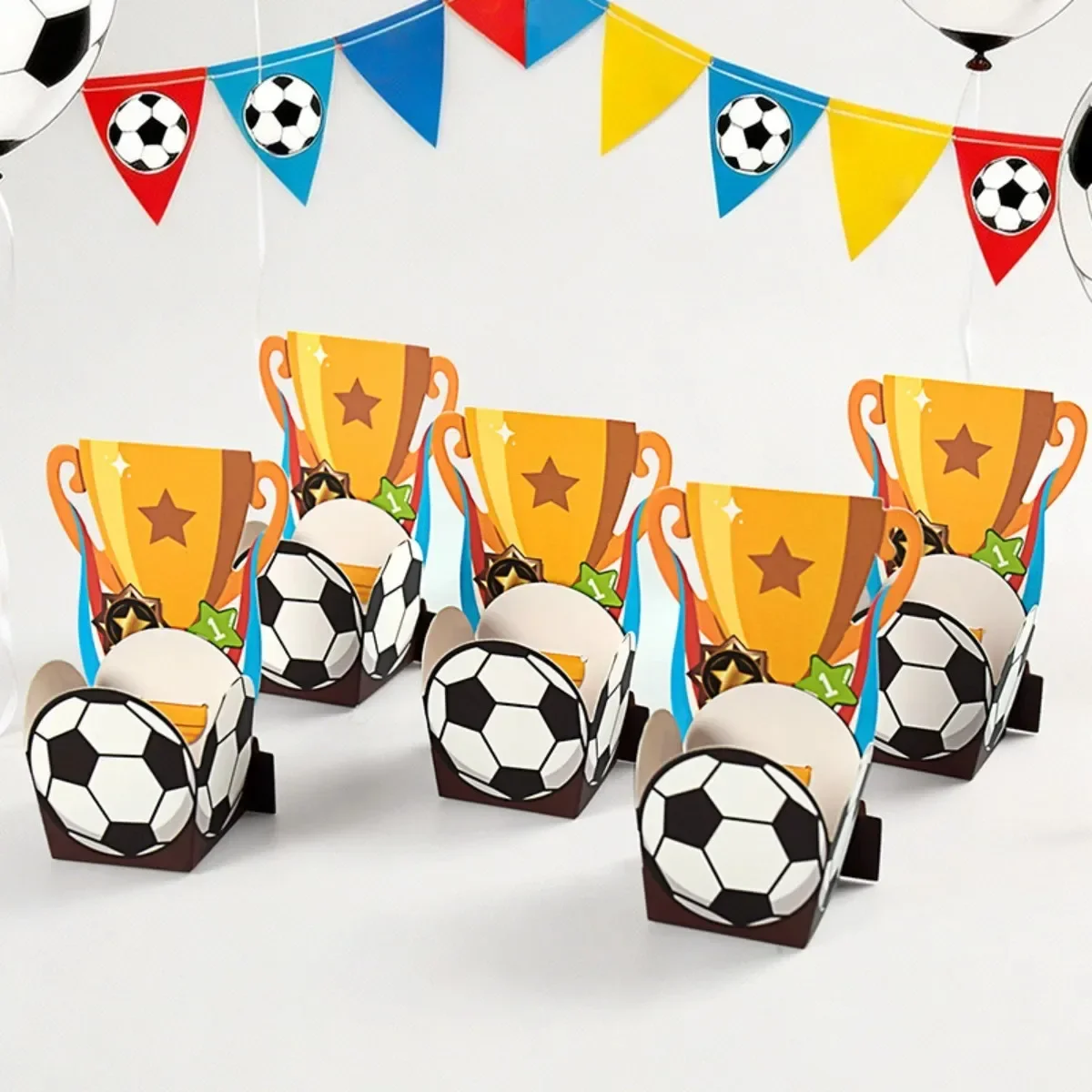 10-50 Stück Cartoon-Fußball-Trophäen-Geschenkverpackungen Kinderparty-Desserttisch Geburtstagszubehör Fußball-Themen-Süßigkeitenbox – Detail 5