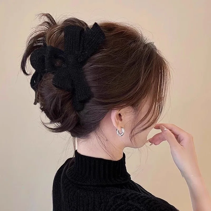 Accessorio per capelli con clip a forma di squalo updo da donna alla moda in stile coreano autunno e inverno
