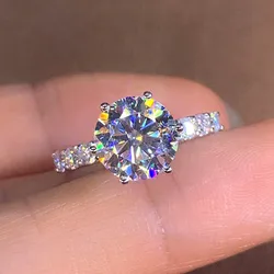 Huitan Trendy Luxury Women's Finger-ring Engagement Wedding Bands Accessories with Brilliant CZ Stone Proposal Ring 2022 Jewelry