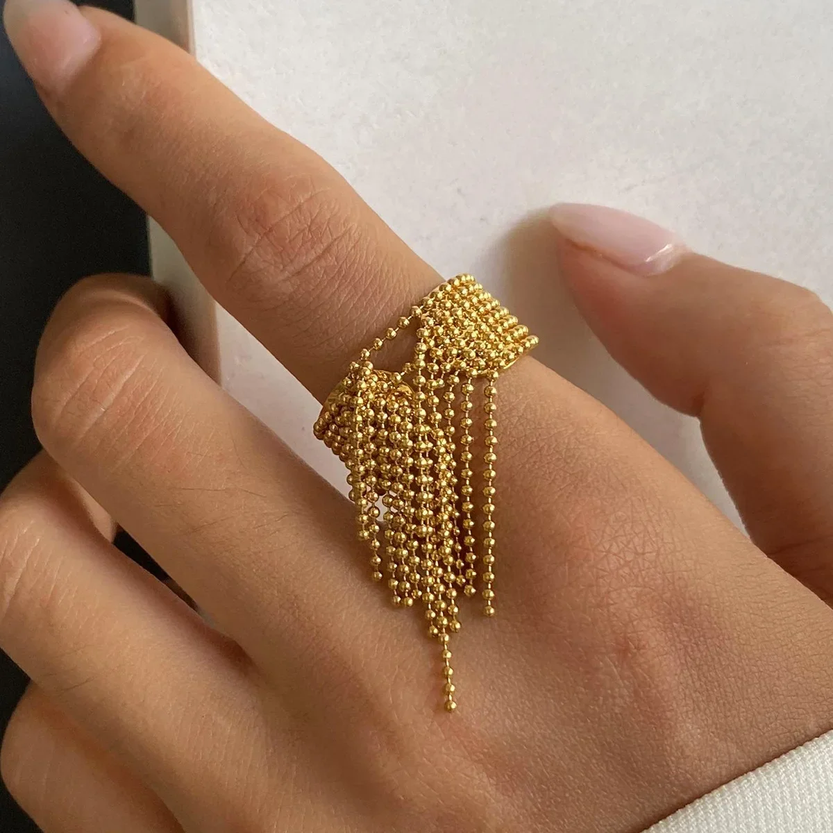 XINYI Statement สแตนเลสสตีลพู่แหวนนิ้วมือปรับ 18K PVD ชุบคุณภาพสูง Charm Stylish Golden เครื่องประดับ