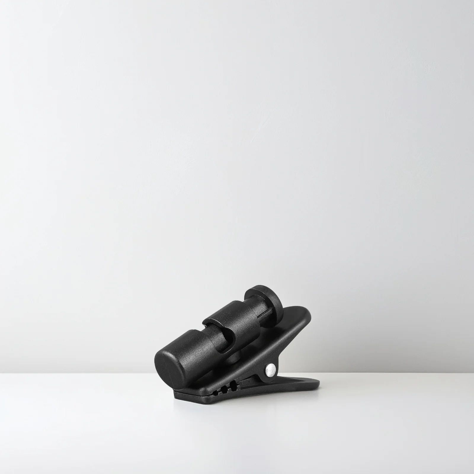 

4 Pcs Earphone Cable Clip Earphone Audio Clip Simple Earbud Shirt Mount Retain Organizer Supply Audio