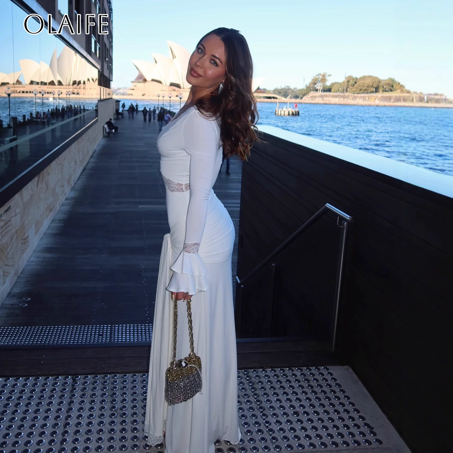 Gezwollen lange mouwen schede V-hals galajurk chiffon vloerlengte geplooid feestkleding op maat vestidos de festa