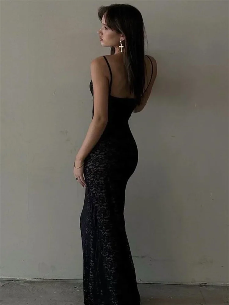 Lace Hollow Out Backless Maxi Dress Slim V-Neck See-Through High Street Summer Elegant Party Dress Fashion Slim Dress 2024