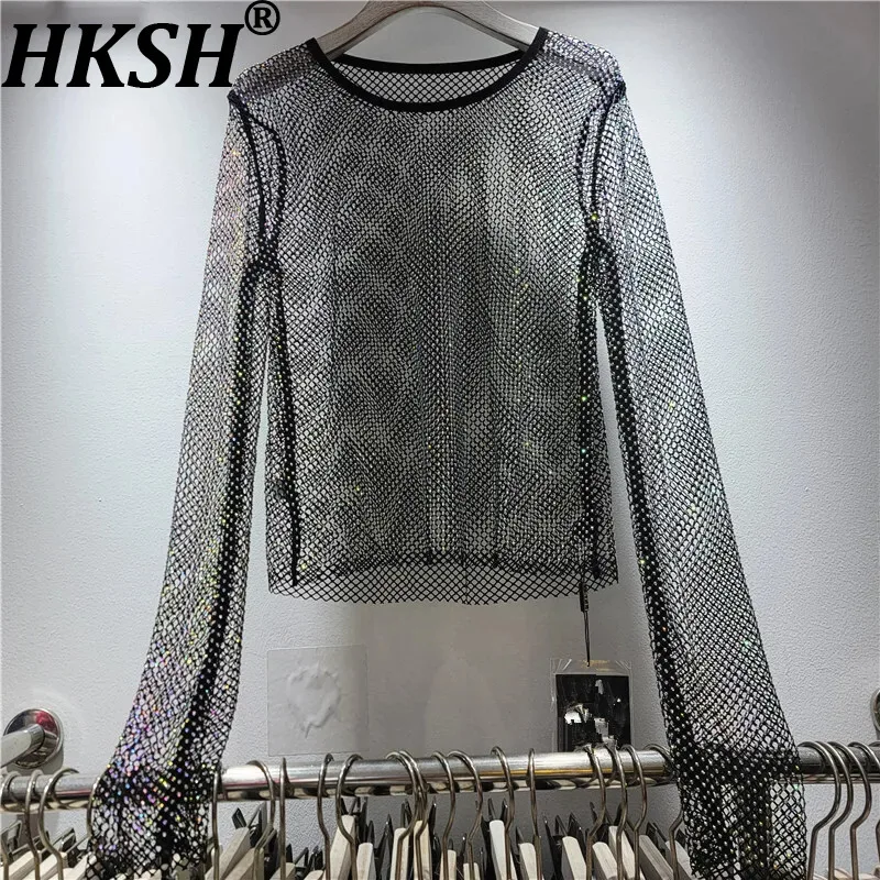

HKSH Women Chic T-shirt Hollow Out O-neck Long Sleeves Studded Diamonds Trendy Fashion Casual Dance Top New Spring Summer HK5516