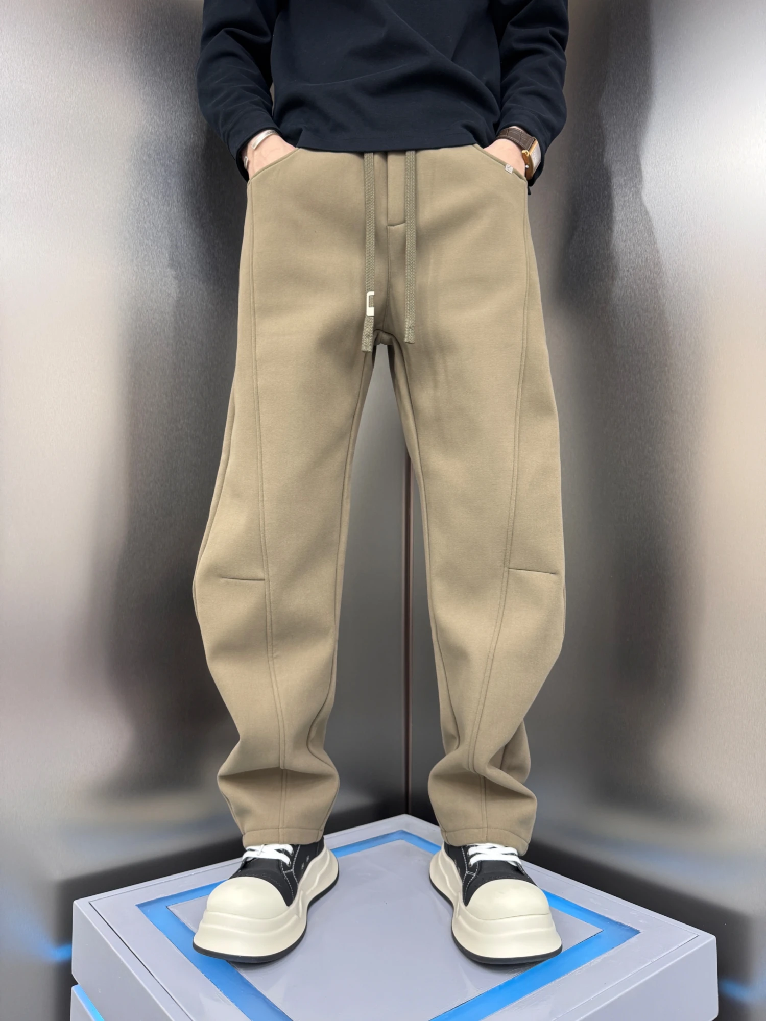 

Однотонные простые спортивные брюки прямого кроя для мужчин, осень-зима 2025, новые повседневные брюки с вставками, свободные, универсальные