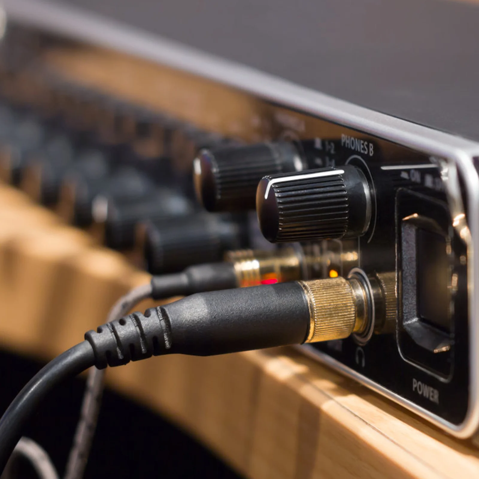 

Simple Effector Portable Guitar Power Eu Plug Reliable Charging Supply Small Size Space Saving Recording Effector Guitar