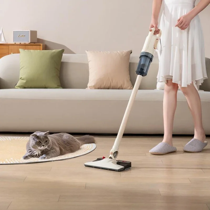 مكنسة كهربائية جديدة عالية الطاقة منزلية صغيرة عالية الشفط متعددة الوظائف آلة إزالة وتطهير عث السرير بالدفع اليدوي