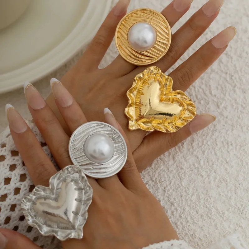 

Metal Fold Three-Dimensional Love Heart Shape Rings Fashion Geometry round Ring Party Gift for Women Ornament