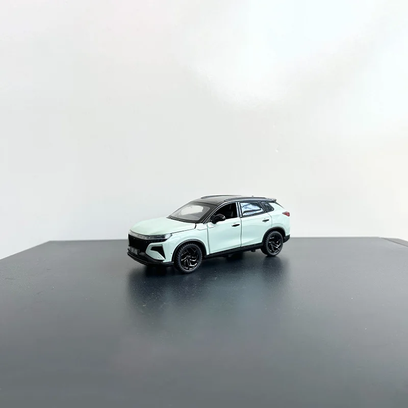 1:32 Scale Dongfeng Fengshen Alloy Car Model Collection Ornaments