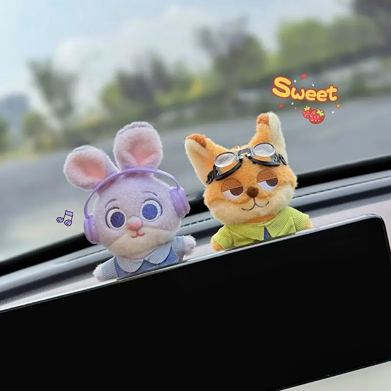 

Аниме Zootopia 2, автомобильные украшения, центральный экран управления автомобиля, украшение для экрана куклы внутри автомобиля, украшения, мультфильм Kawaii