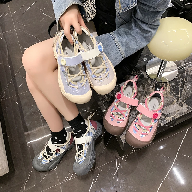 2024 New Thick Bottom Round Head Ugly Girl Summer Design Sense Sports Leisure Mary Jane Single Shoes  sneakers women