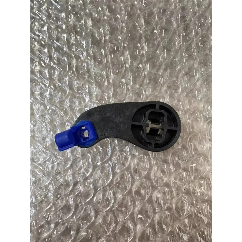 Left Front Door Lock Cylinder Connecting Rod  Bracket  For NISSAN 2008-2015 QASHQAI Original Accessories Wear Parts view 4