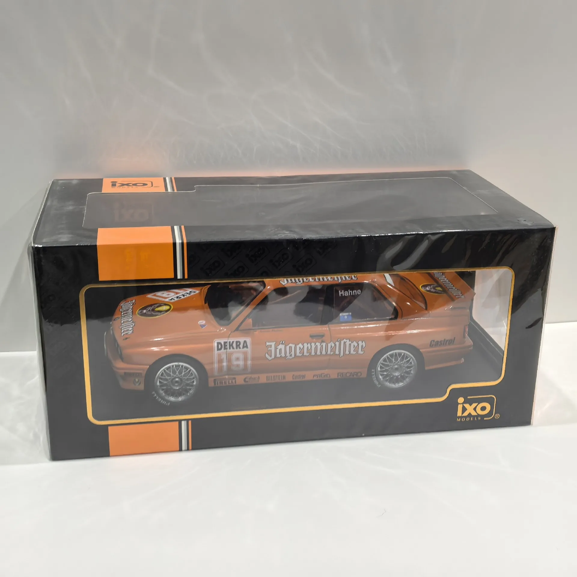 دييكاست IXO 1/18 مقياس BMW E30 M3 # 19 1992 BMW سباق سبيكة سيارة نموذج تحصيل لعبة هدية تذكارية عرض حلية