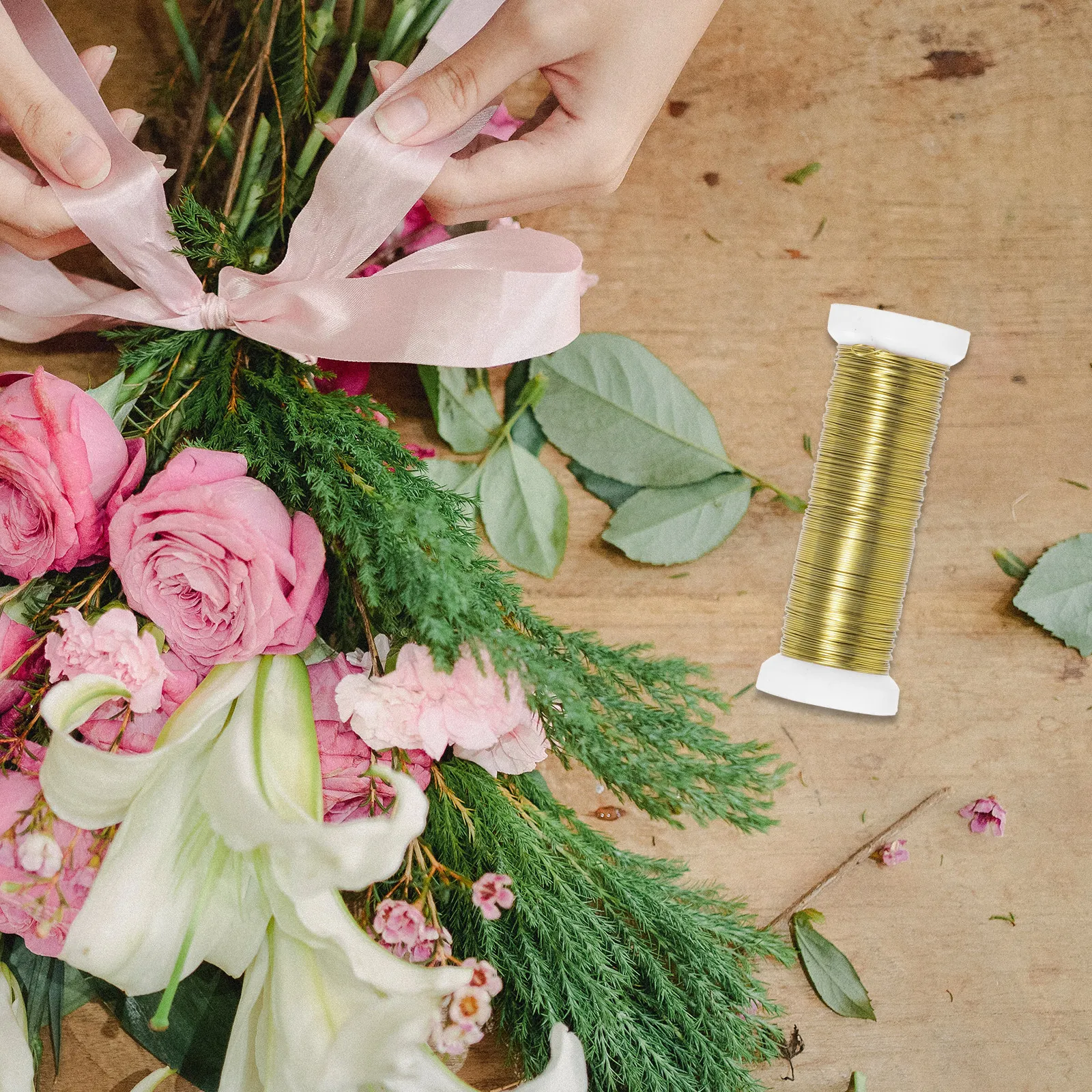 

2 рулона тонкой проволоки для рукоделия, флористики, изготовления цветочных композиций, железная проволока для DIY-венков, материалы для создания цветочных изделий