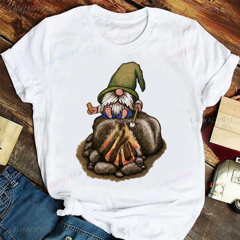 Happy Camper Shirt Casual Summer estetica T-Shirt manica corta Fashion Lady Funny Cartoon Print Fashion Graphic elegante T-shir