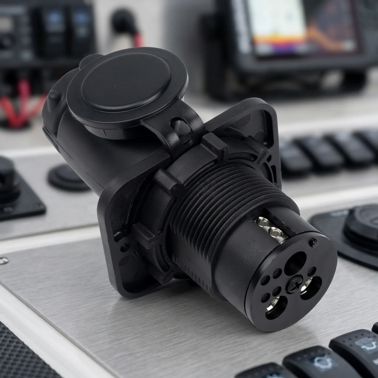 IP67 Rated 70A Trolling Motor Receptacle with Locking Ring and Rubber Gasket for Reliable 1For 2V to 48V Boat Motor Connections