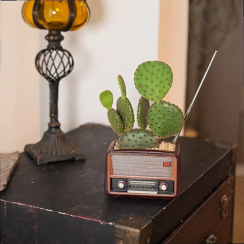 Creative Retro Radio Shape Flower Pot Planter Ornament, Unique Home Decor Multifunctional Resin Craft Plant Pot