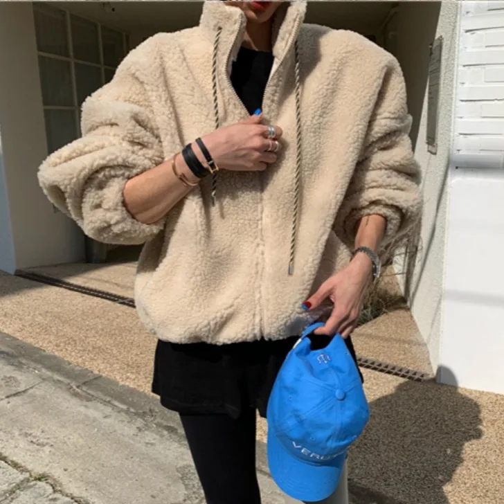 

Chic White Stand Collar Lamb Fur ort Jaet Women's Loose Design Trendy Top for Autumn Winter Spring Casual Street Sle