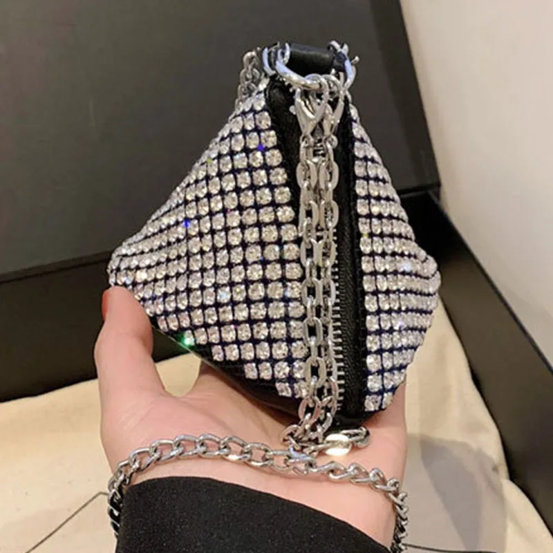 Mini Glitter Diamond Triangle Handbag donna PU portamonete in pelle borsa a tracolla a tracolla con catena in metallo borsa da festa con strass da