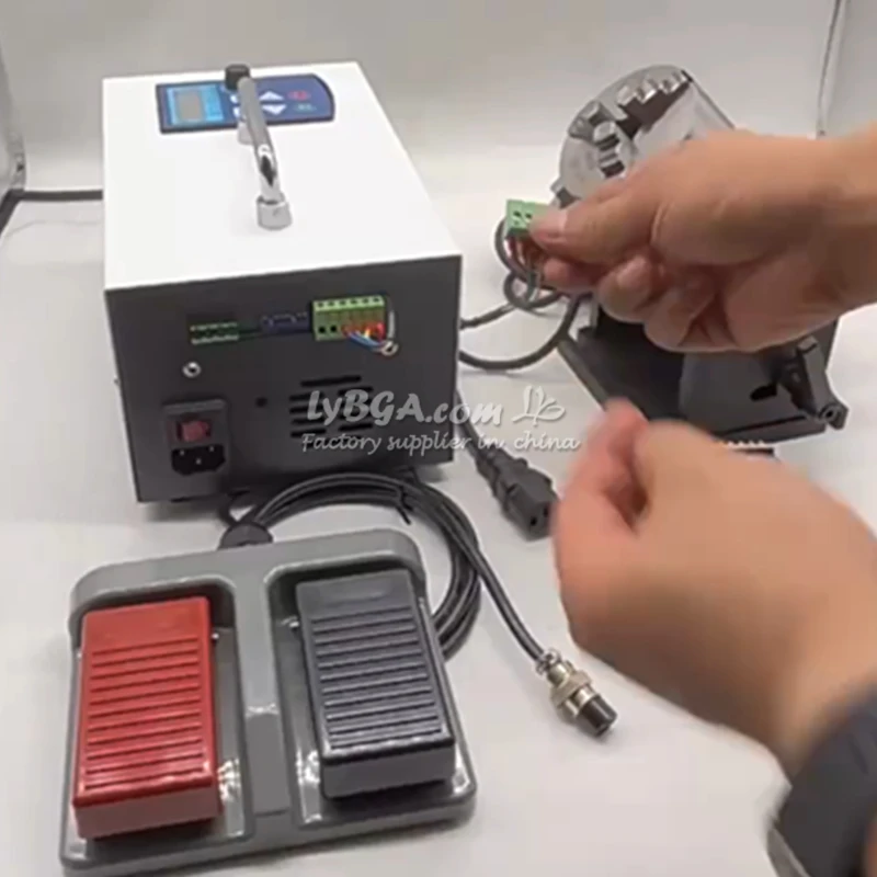 Automatic Speed-adjustable Rotary Positioning Table 80mm 100mm Chuck with Controller Box for Mold Welding Handheld Laser Welding