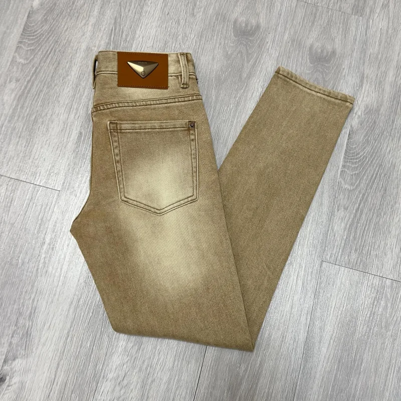 

Classic nostalgic khaki jeans for boys slim fit 2025 new retro versatile solid color denim pants