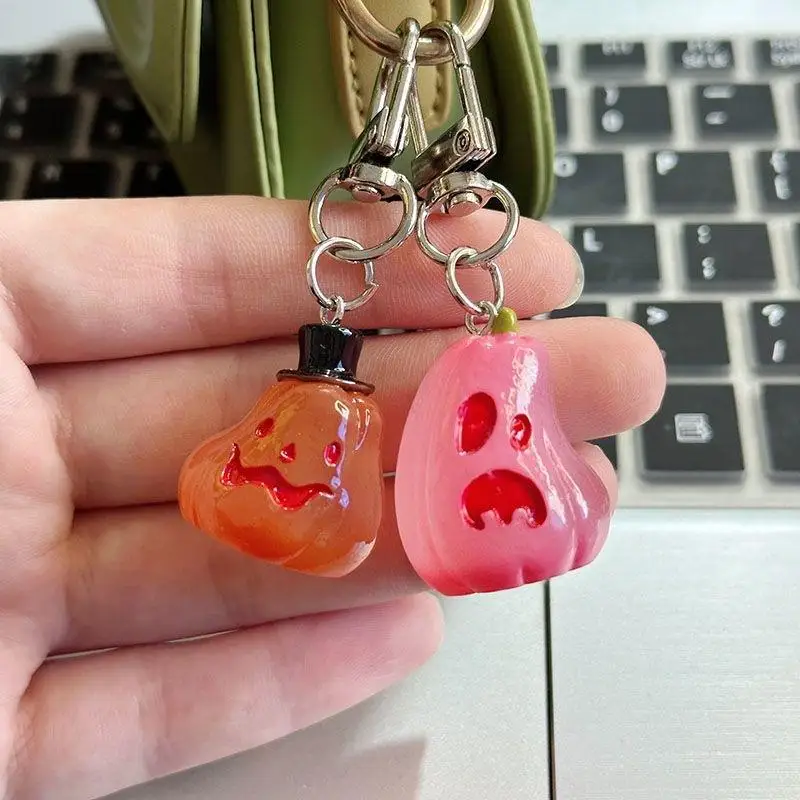 Halloween Mini Glow Pumpkin Keyring Cute Scary Face Bag Charm Earphone Cover Pendant Student Fashion Accessory Holiday Gift