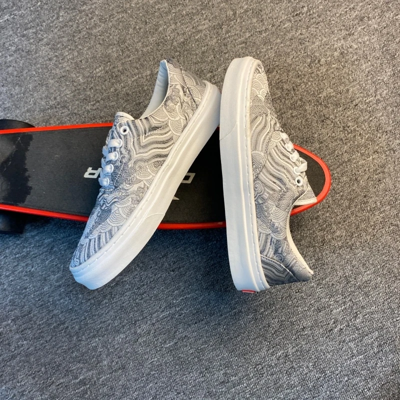 

Популярные серые модные кроссовки, мужская и женская обувь больших размеров, туфли на плоской подошве 48 размера, мужские кроссовки, мужская обувь.