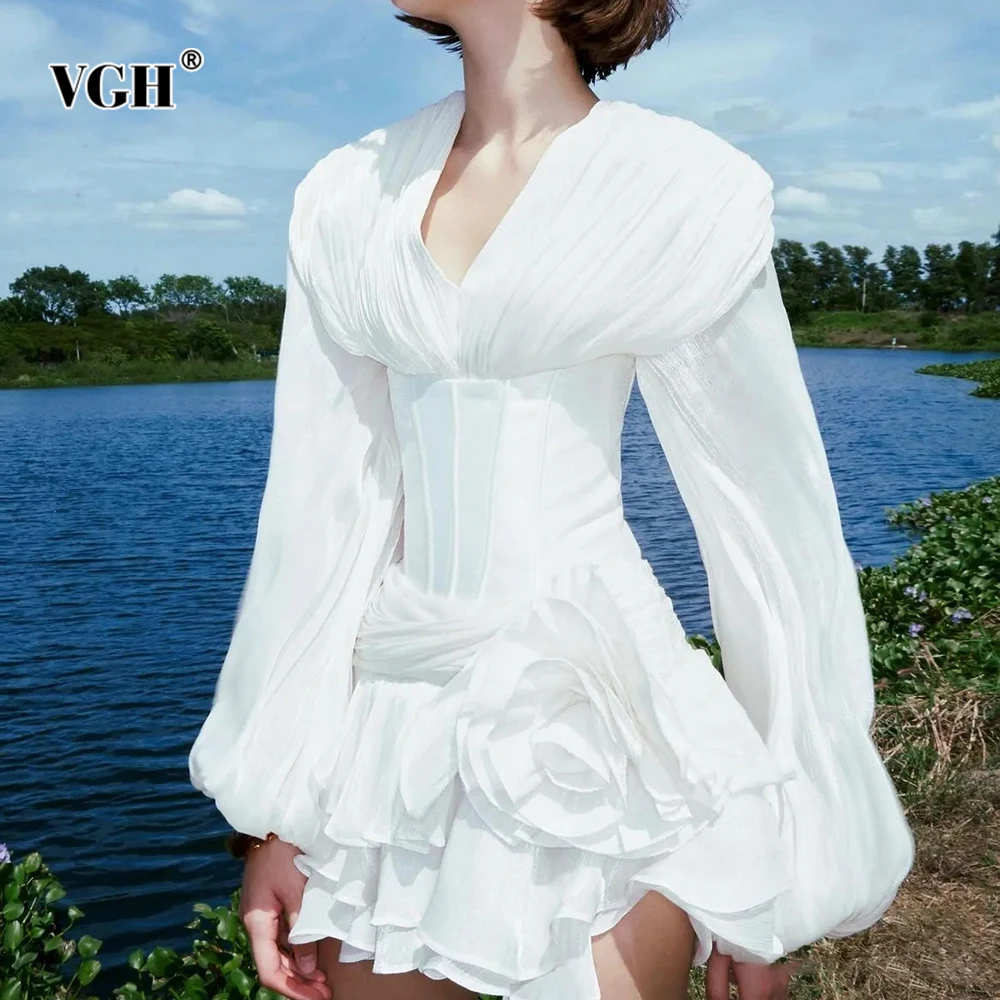 

VGH Designer Spliced Appliques Solid Dresses For Women V Neck Lantern Long Sleeve High Waist Irregular Folds Hem Dress Female