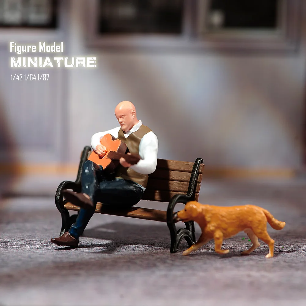 Miniaturmodell 1/24 1/43 1/64 1/87Street Artist sitzt auf einer Parkbank, spielt Gitarre, bemalte Figur, Modellspielzeug, Ansicht, Dekoration