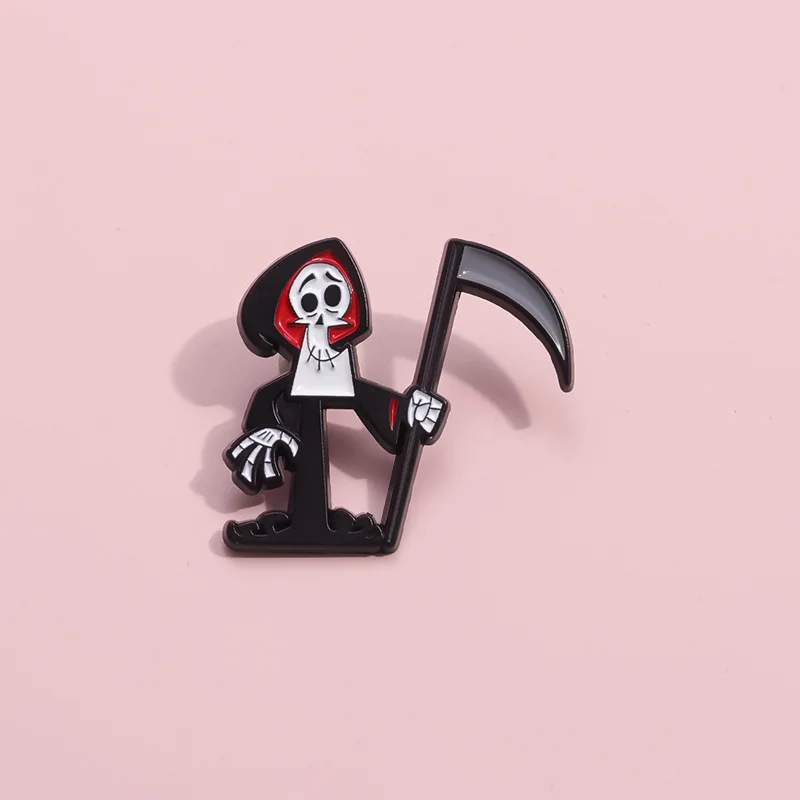 Character Brooch Cartoon Ghost Holding Knife Metal Badge Small Accessories Wholesale Hat Pins for Caps Backpack Pin Lapel Badges
