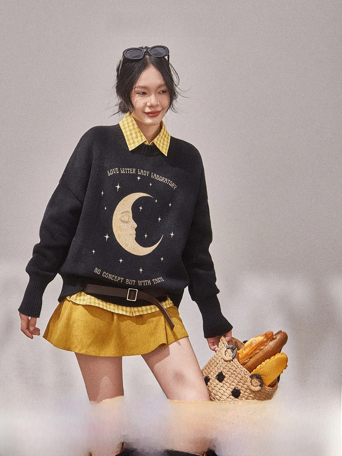 

Вязаный свитер Bla для женщин, повседневный, с круглым вырезом, длинными рукавами, свободного кроя, от Yu Hua Zun, осенняя новинка