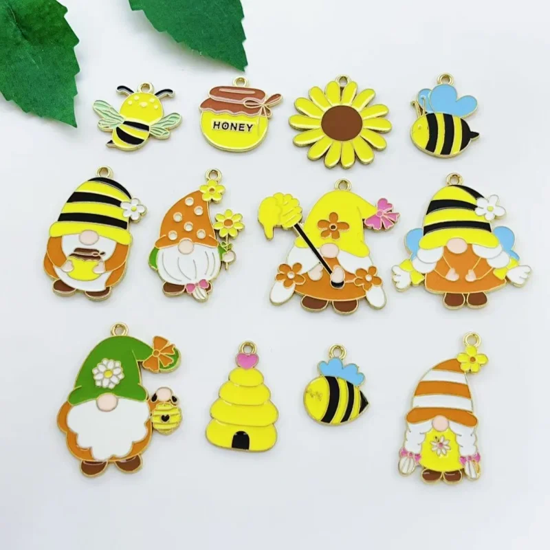 

Mix 10 pieces of spring honey bee honeycomb honeypot alloy drip oil necklace pendant DIY jewelry accessories