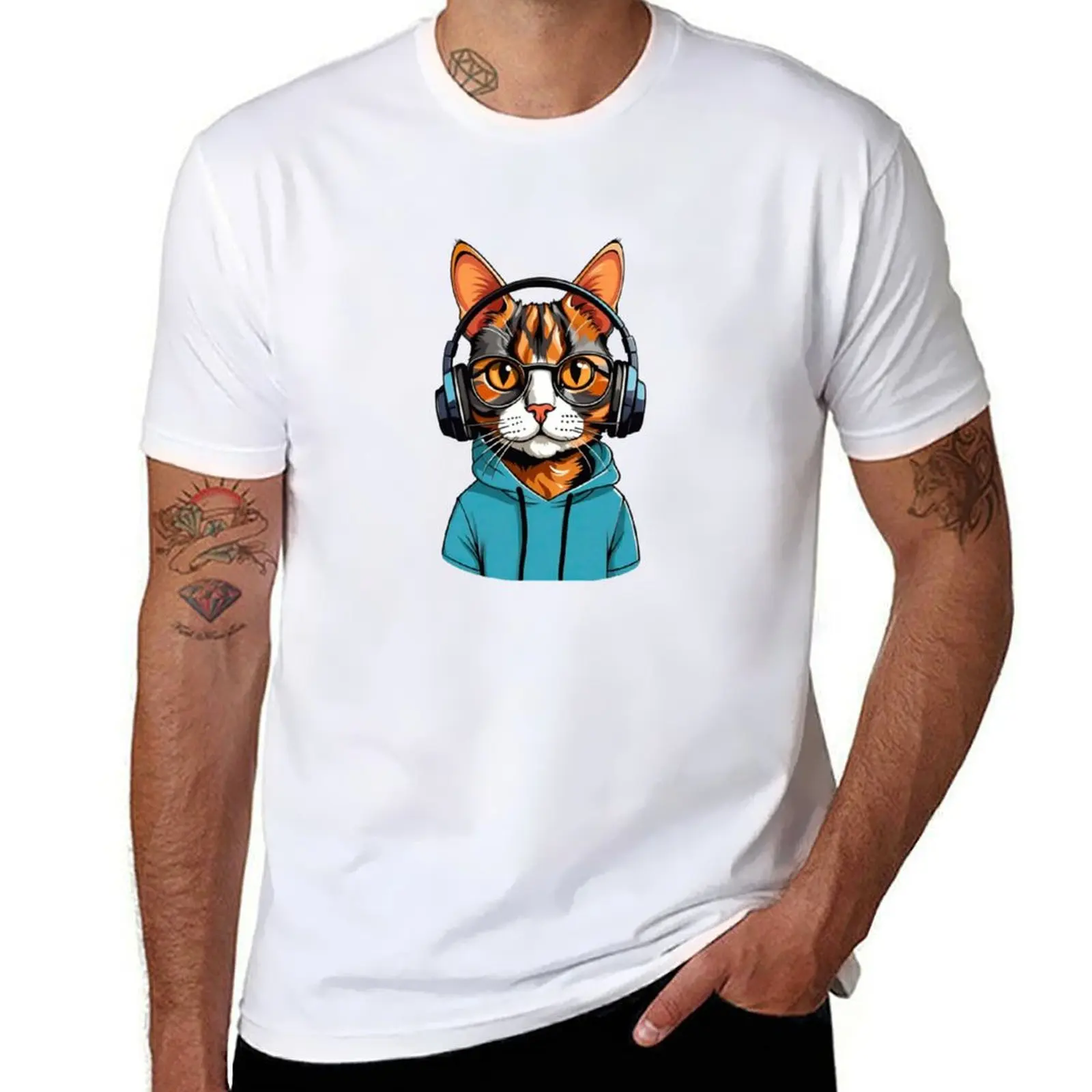 

Cat tortie wear headphone T-Shirt cotton t shirt pack man graphic t shirt T-Shirt