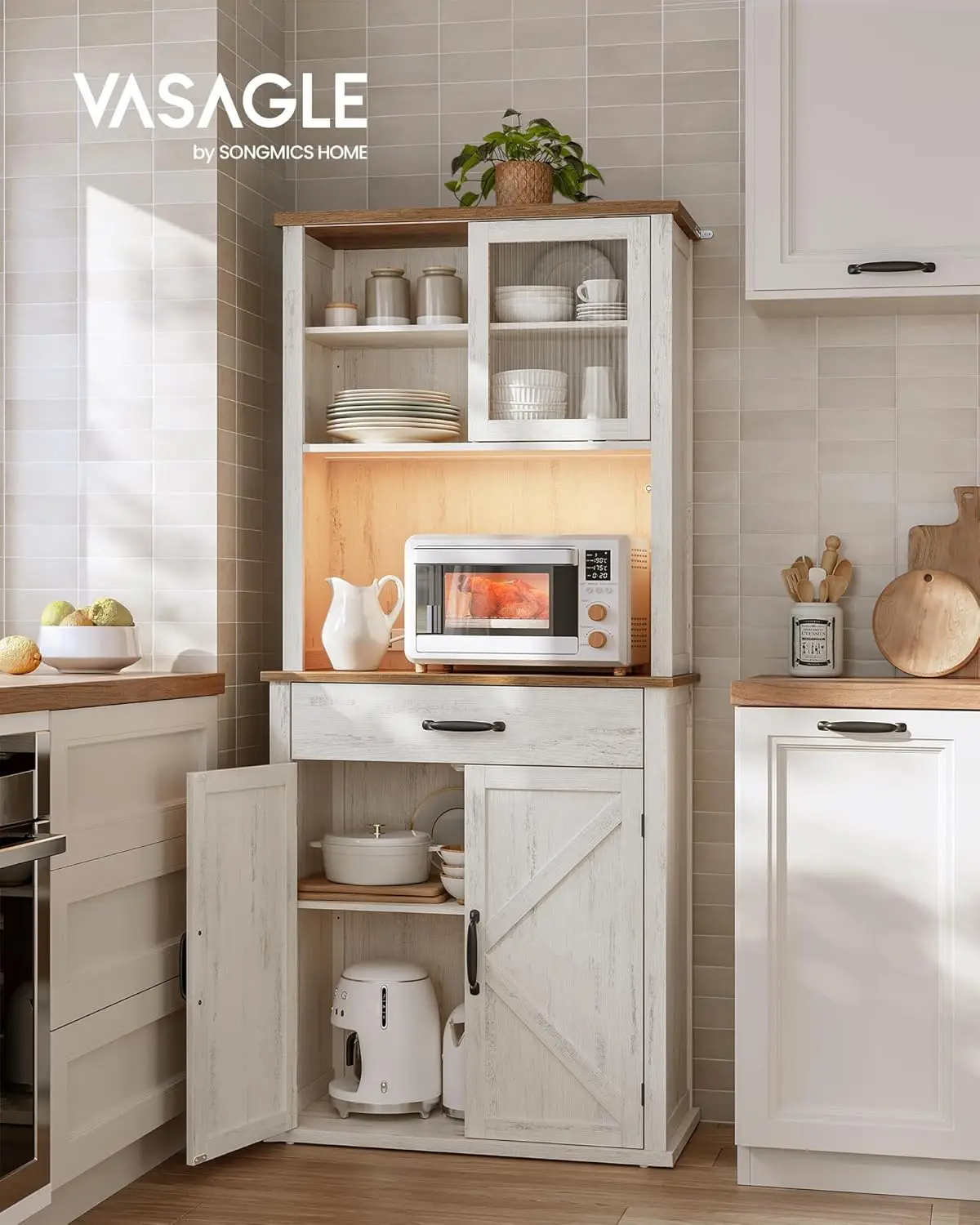 خزانة مخزن المطبخ مقاس 71 بوصة مع أضواء ومحطة شحن، وخزانة بار القهوة مع أبواب ودرج، ونمط المزرعة، قابل للتعديل