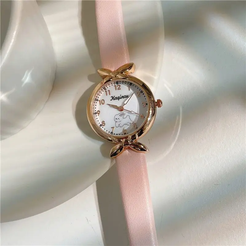นาฬิกาควอตซ์กันน้ำขนาดเล็กสำหรับเด็กผู้หญิงนาฬิกาหนังสีดำเป็นของขวัญวันเกิด