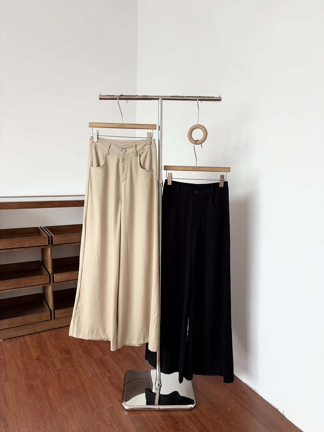 

Elegant Retro Summer 2026 Women's Wide Leg Pants Casual Suit High Waist Polyester Fiber Commute Style Pure Color Button Closure