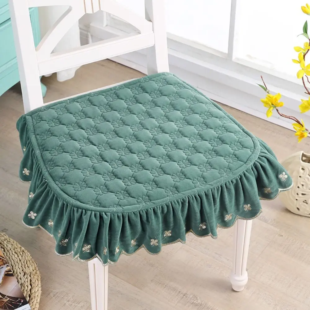

43x45cm Pastoral Style Dining Chair Cushion Soft Non-Slip Velvet Square Chair Pad Anti-dirty Breathable Winter Student Cushion