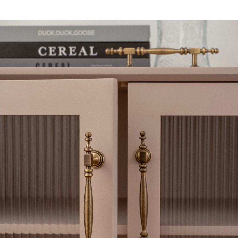 Brushed antique brass furniture handle 8
