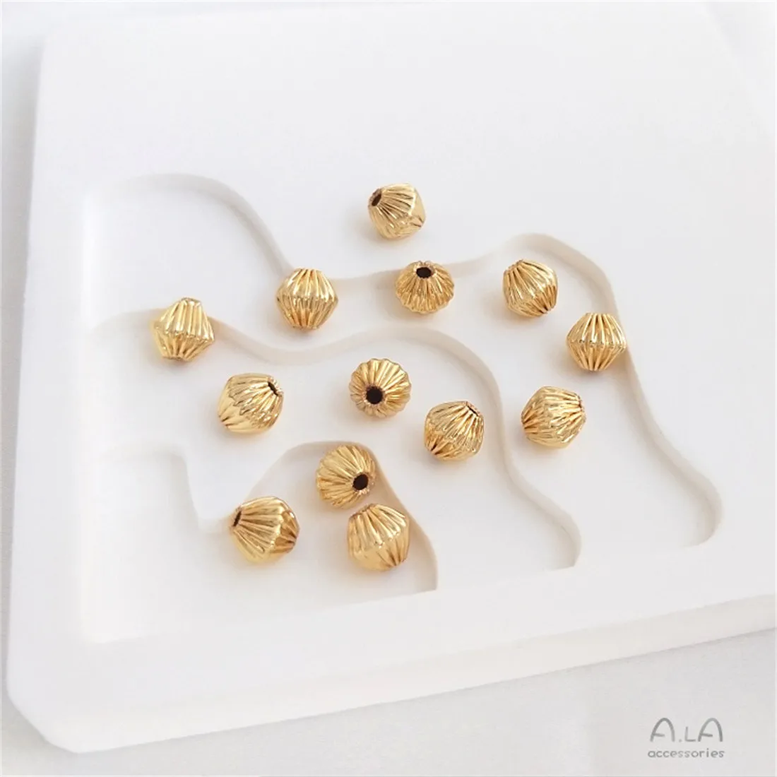 1PCS 14K Gold Plated Diamond Pattern Melon Beads, Copper Loose Spacer Beads for DIY Bracelet Necklace Jewelry